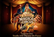 Hugo Sigal opent de deuren van zijn Magical Circus als Dr. Molino Hugo Sigal