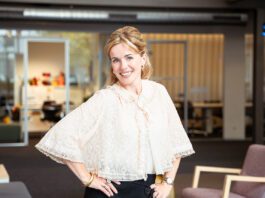 Josje Huisman te zien in Studio 100 SingAlong in Symphony! SingAlong in Symphony